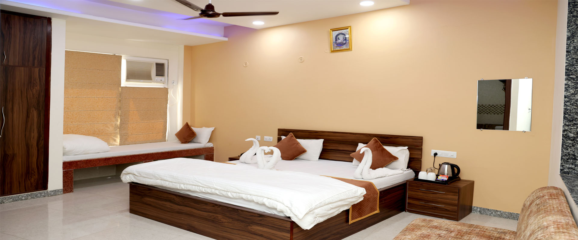 Hotel in Khatu